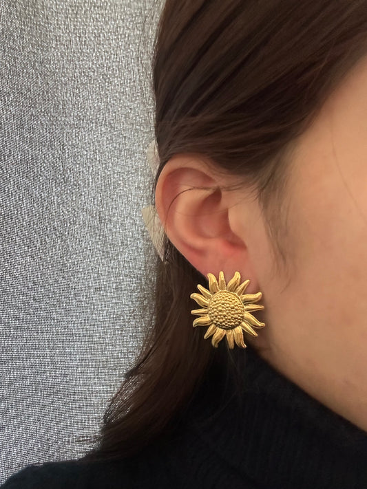 Boucles d’oreilles fleur - acier inoxydable doré