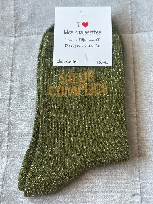 Chaussettes pailletées message « sœur complice »