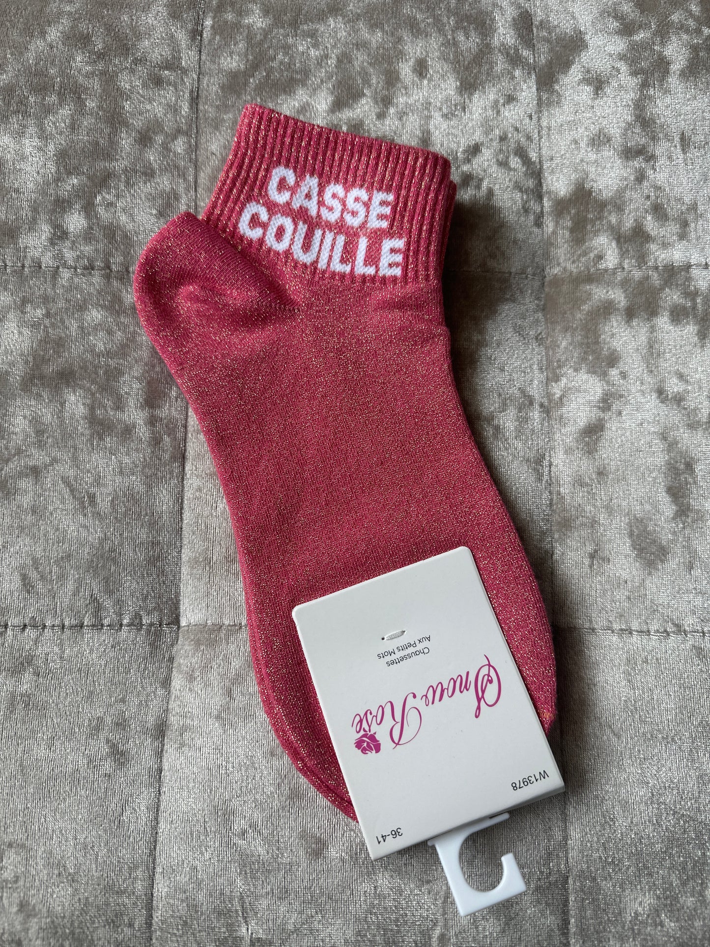 Socquettes pailletées message « casse couille »