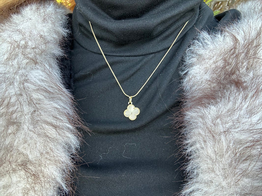 Collier fleur - acier inoxydable doré