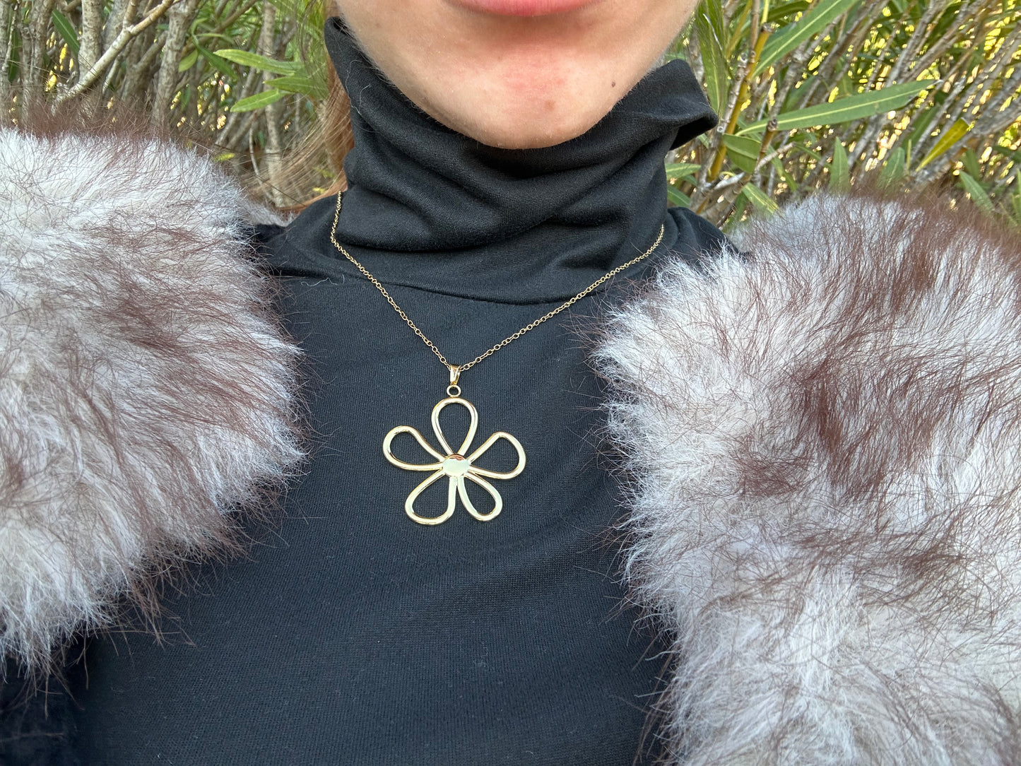 Collier fleur - acier inoxydable doré