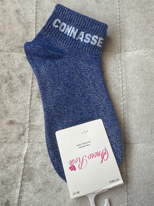 Socquettes pailletées message « connasse »
