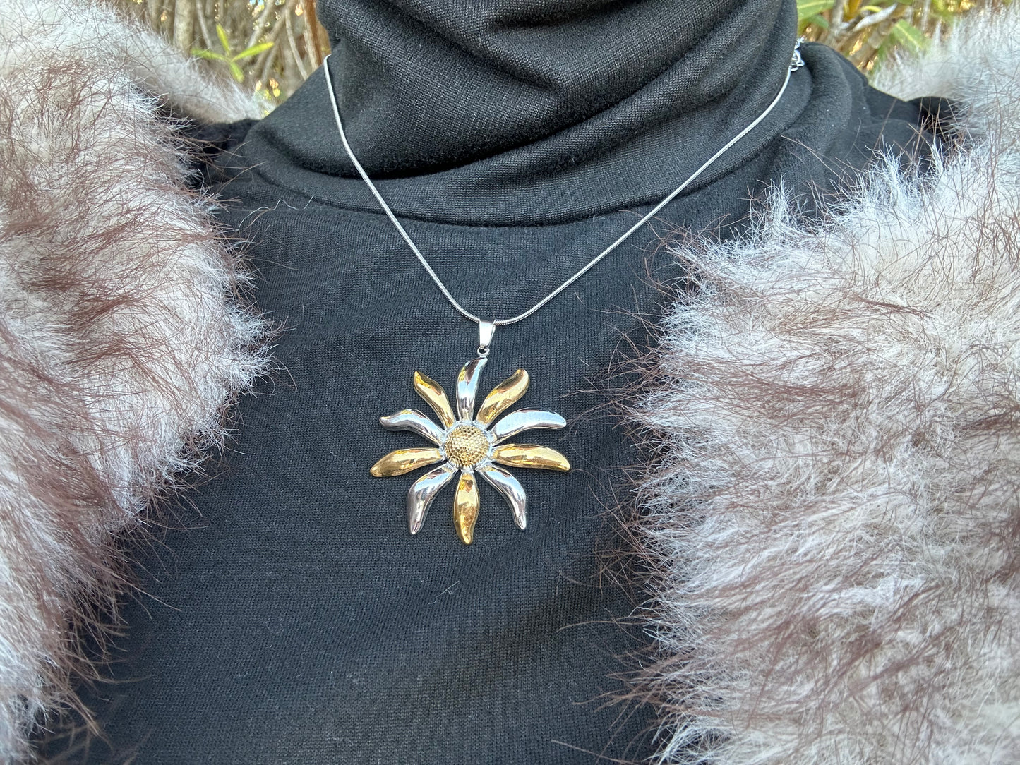 Collier fleur - acier inoxydable argenté et doré