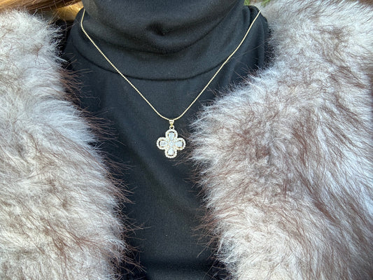 Collier fleur - cuivre doré