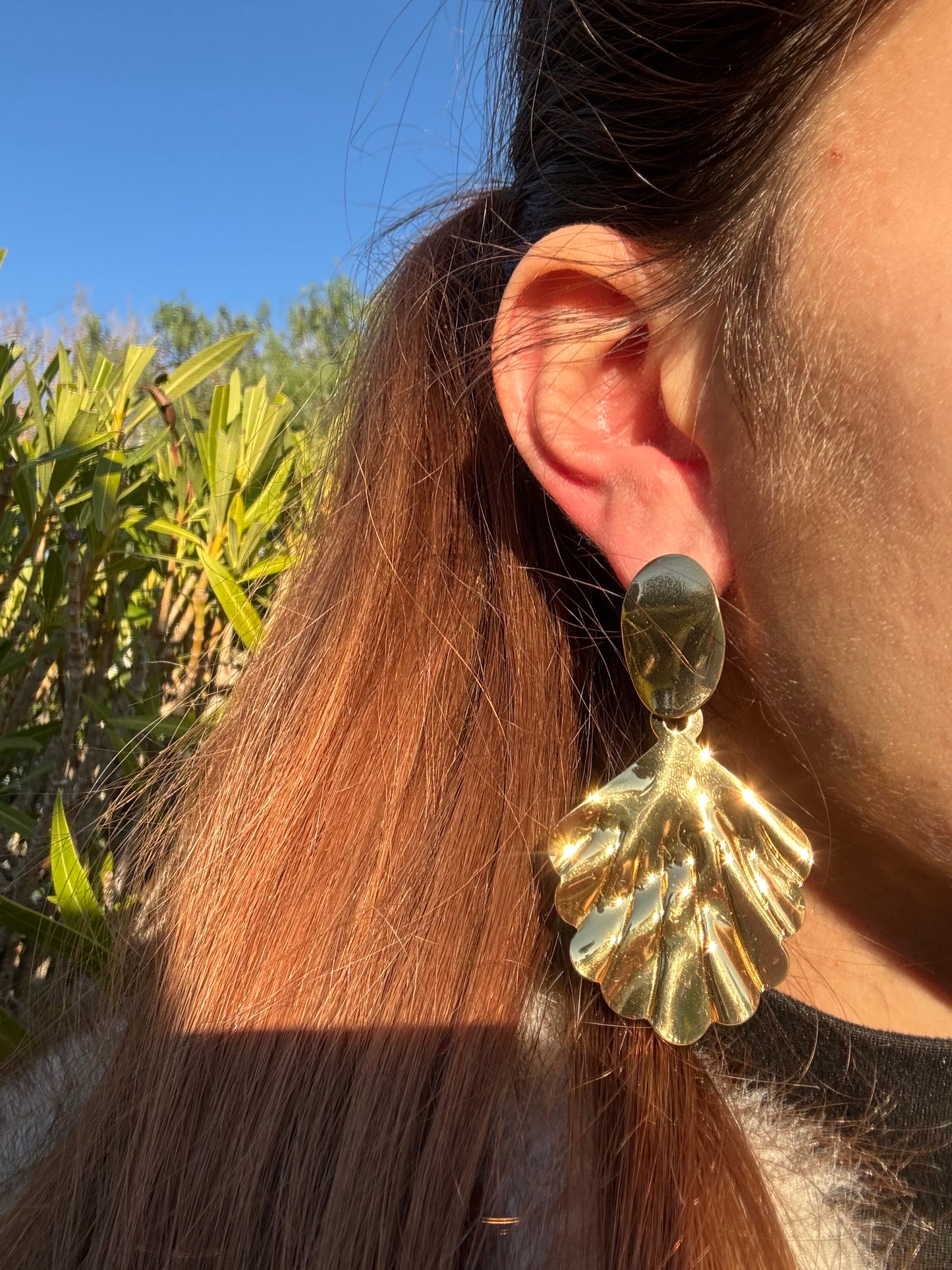 Boucles d’oreilles feuilles pendantes - acier inoxydable doré