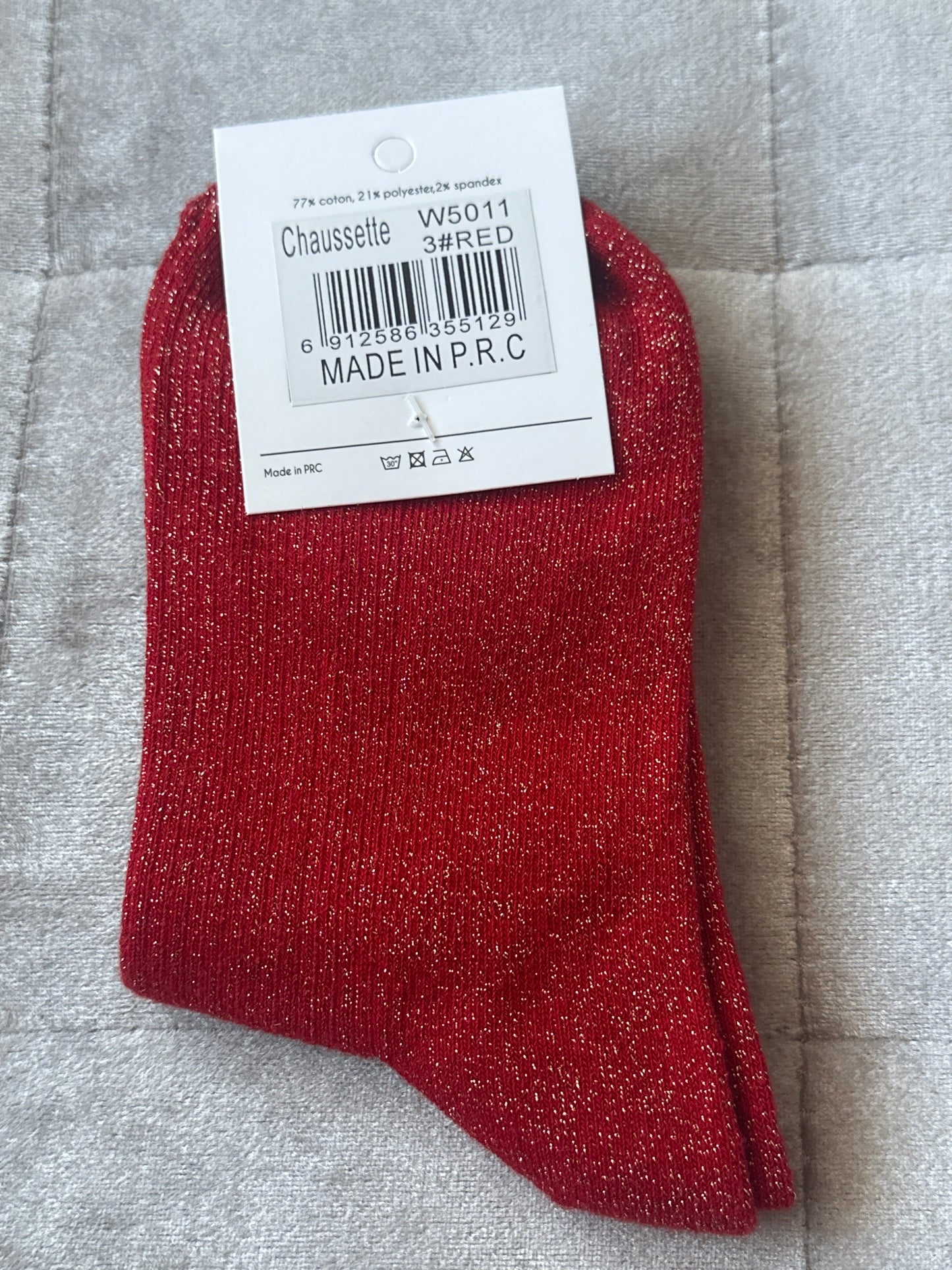 Chaussettes pailletées message « sœur complice »